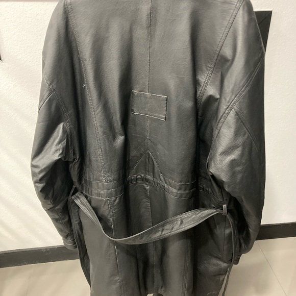 VINTAGE GIANNI VALENTE LEATHER COAT - Picture 4 of 8